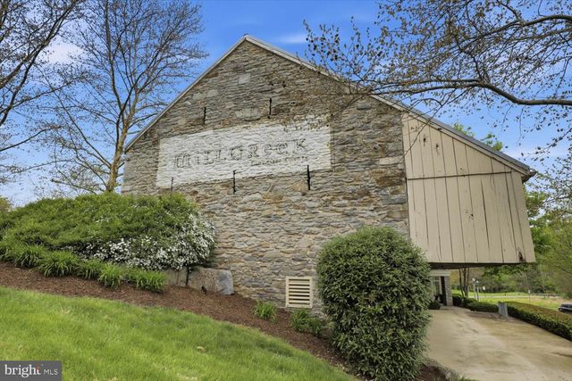 15 TALLGRASS PATH, Lancaster, PA 17602