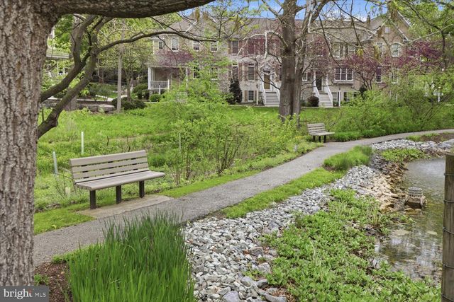 15 TALLGRASS PATH, Lancaster, PA 17602