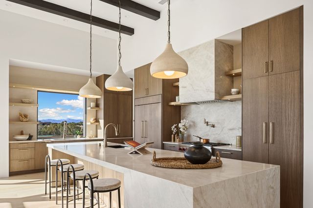 6 Shaman, Santa Fe, NM 87506