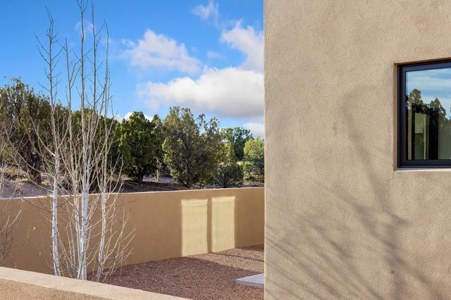 6 Shaman, Santa Fe, NM 87506