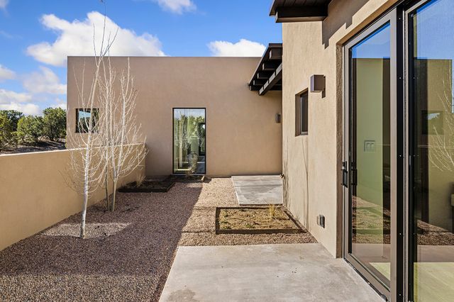 6 Shaman, Santa Fe, NM 87506