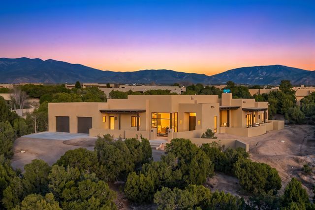 6 Shaman, Santa Fe, NM 87506
