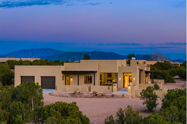 6 Shaman, Santa Fe, NM 87506