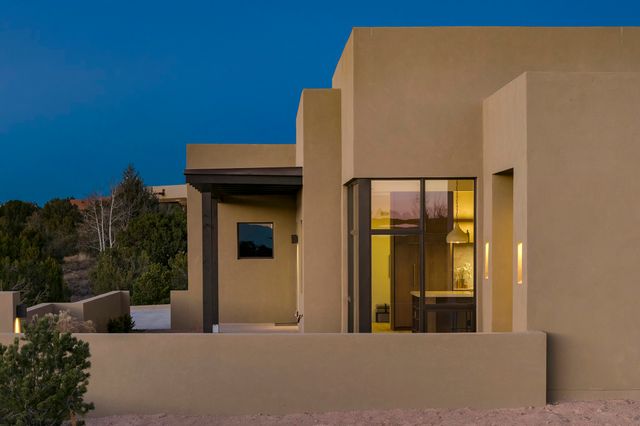 6 Shaman, Santa Fe, NM 87506