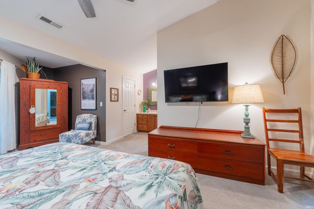 9620 S Bay Pointe Court, Bloomington, IN 47401