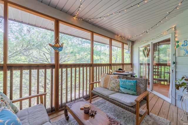 9620 S Bay Pointe Court, Bloomington, IN 47401