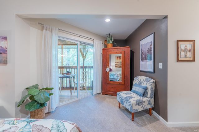 9620 S Bay Pointe Court, Bloomington, IN 47401