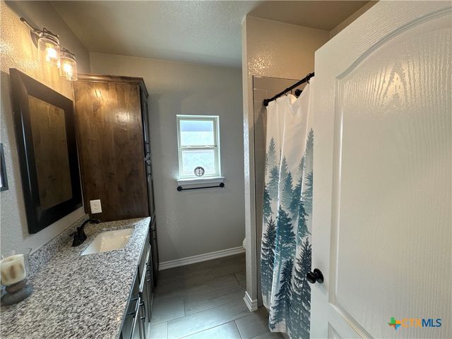 806 Eagle Crest Cove, Salado, TX 76571