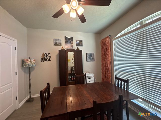 806 Eagle Crest Cove, Salado, TX 76571