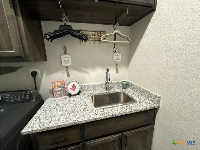 806 Eagle Crest Cove, Salado, TX 76571