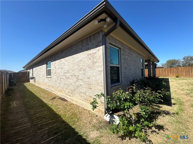 806 Eagle Crest Cove, Salado, TX 76571