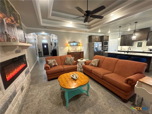 806 Eagle Crest Cove, Salado, TX 76571