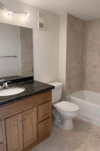 3410 N Pinewalk Drive N 827, Margate, FL 33063