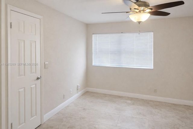 3410 N Pinewalk Drive N 827, Margate, FL 33063