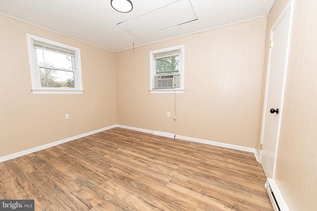 90 TUFTS RD, Pennsville, NJ 08070