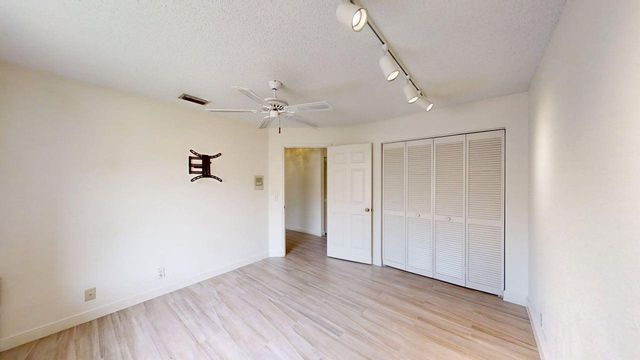 23330 La Vida Way, Boca Raton, FL 33433