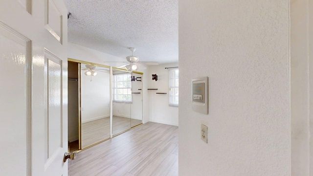 23330 La Vida Way, Boca Raton, FL 33433