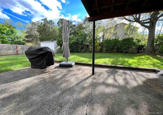 66 Smith Street, Glen Cove, NY 11542