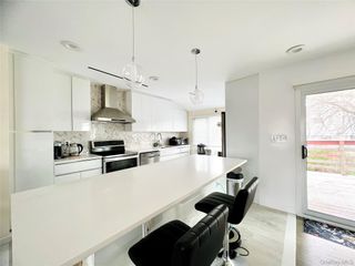 66 Smith Street, Glen Cove, NY 11542