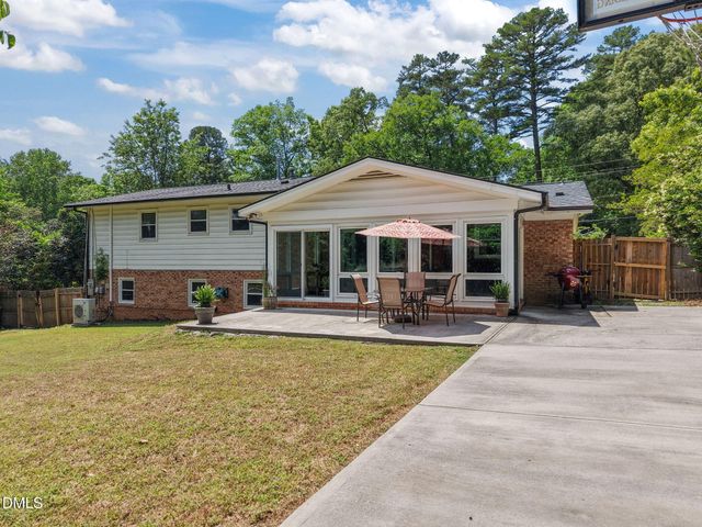 5904 Deblyn Avenue, Raleigh, NC 27612