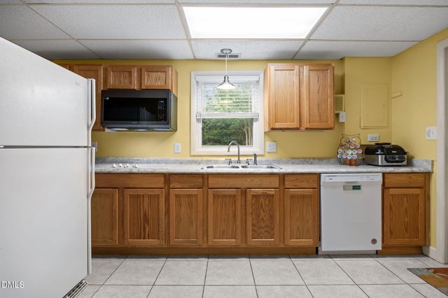 5904 Deblyn Avenue, Raleigh, NC 27612