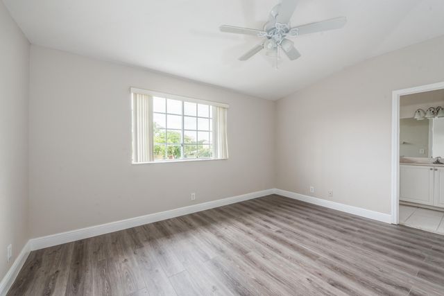 4020 NW 90th Way, Sunrise, FL 33351