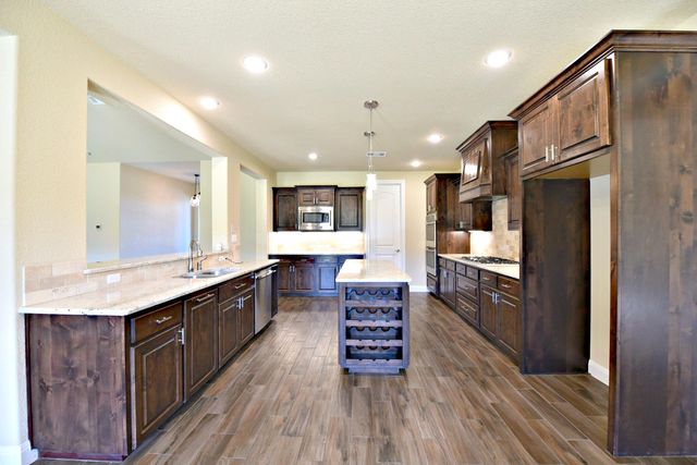 2621 Greatwood TRL, Leander, TX 78641