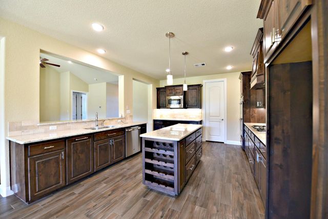 2621 Greatwood TRL, Leander, TX 78641