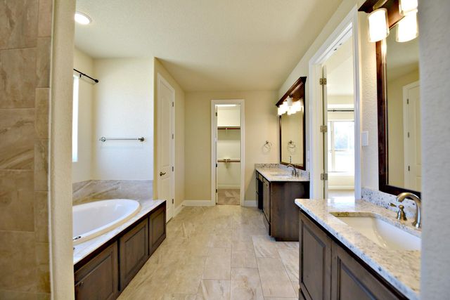 2621 Greatwood TRL, Leander, TX 78641