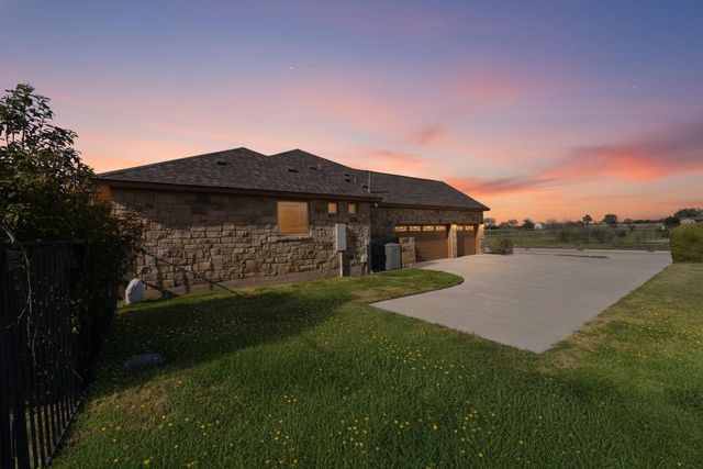 2621 Greatwood TRL, Leander, TX 78641