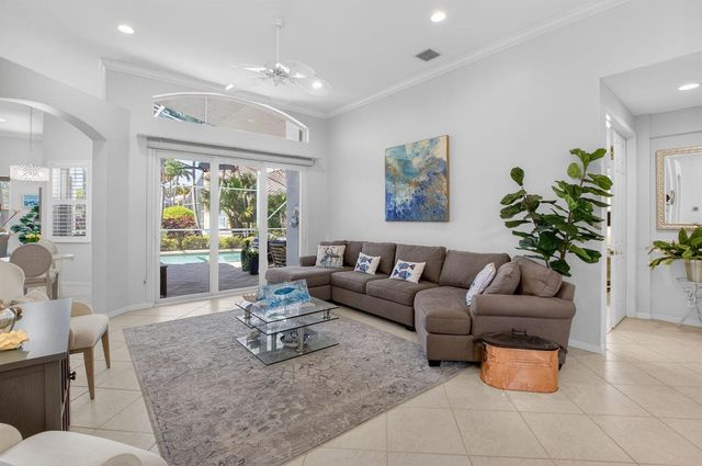 5312 Brooklawn Terrace, Boynton Beach, FL 33437