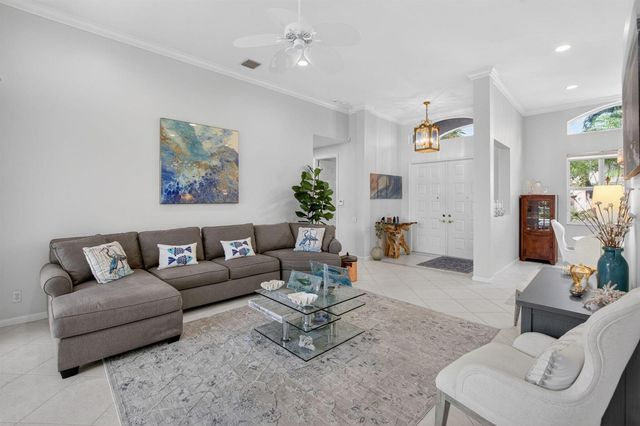 5312 Brooklawn Terrace, Boynton Beach, FL 33437