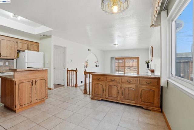 35950 Wellington Pl, Fremont, CA 94536