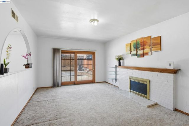 35950 Wellington Pl, Fremont, CA 94536