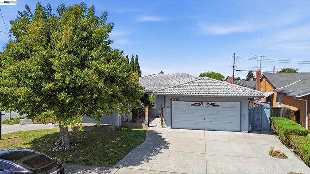 35950 Wellington Pl, Fremont, CA 94536