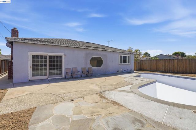 35950 Wellington Pl, Fremont, CA 94536