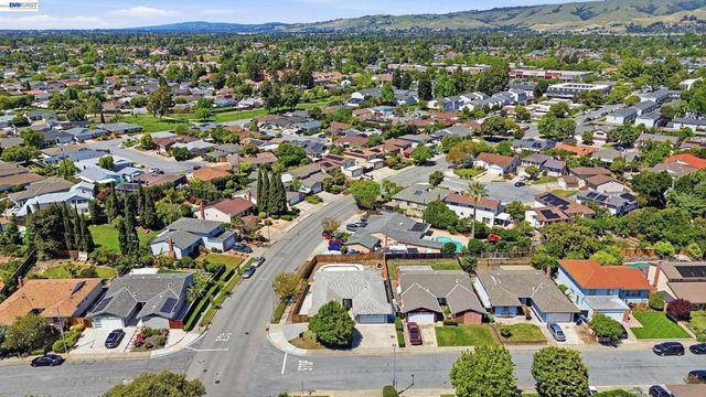 35950 Wellington Pl, Fremont, CA 94536