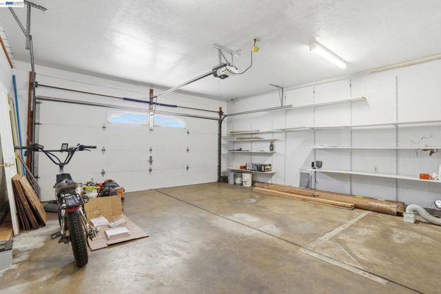 35950 Wellington Pl, Fremont, CA 94536
