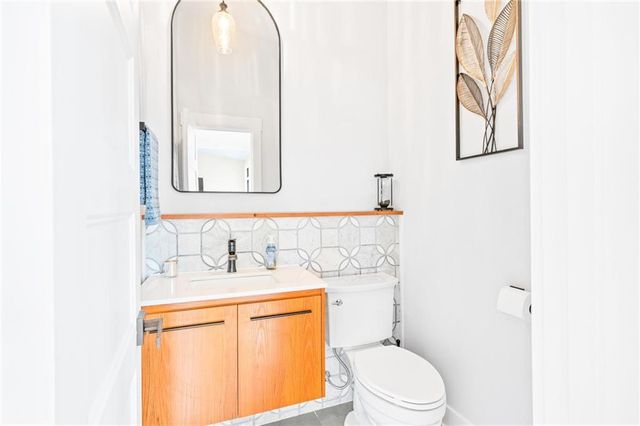 9 W Street, Lake Lotawana, MO 64086