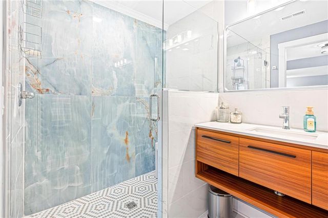 9 W Street, Lake Lotawana, MO 64086