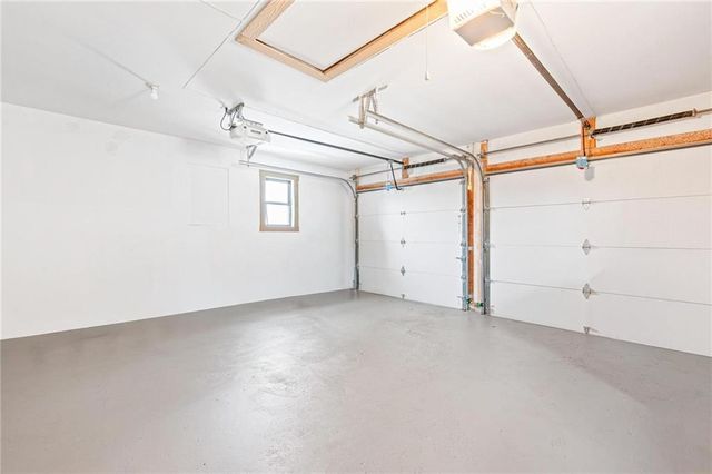 9 W Street, Lake Lotawana, MO 64086