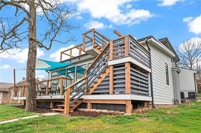 9 W Street, Lake Lotawana, MO 64086