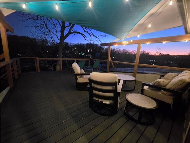 9 W Street, Lake Lotawana, MO 64086