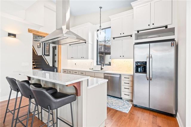 9 W Street, Lake Lotawana, MO 64086