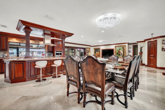 2810 NE 44th Street, Lighthouse Point, FL 33064