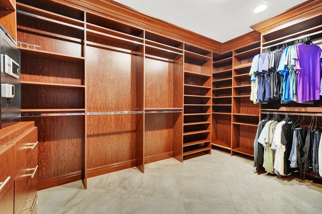 2810 NE 44th Street, Lighthouse Point, FL 33064