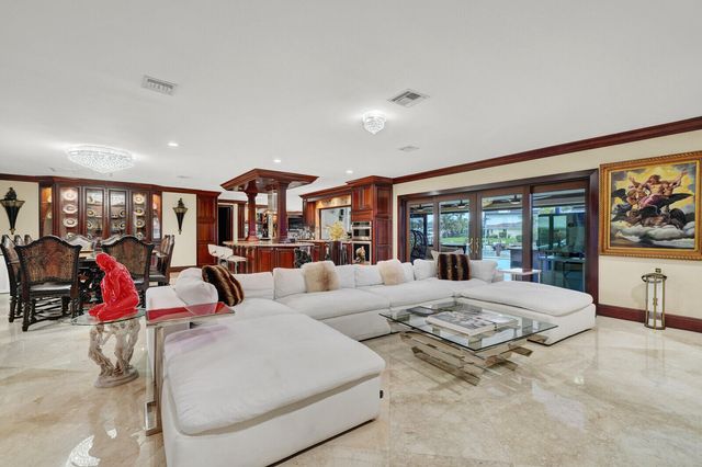 2810 NE 44th Street, Lighthouse Point, FL 33064