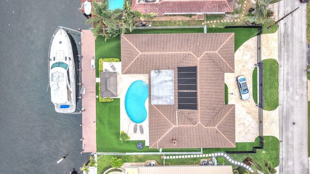 2810 NE 44th Street, Lighthouse Point, FL 33064