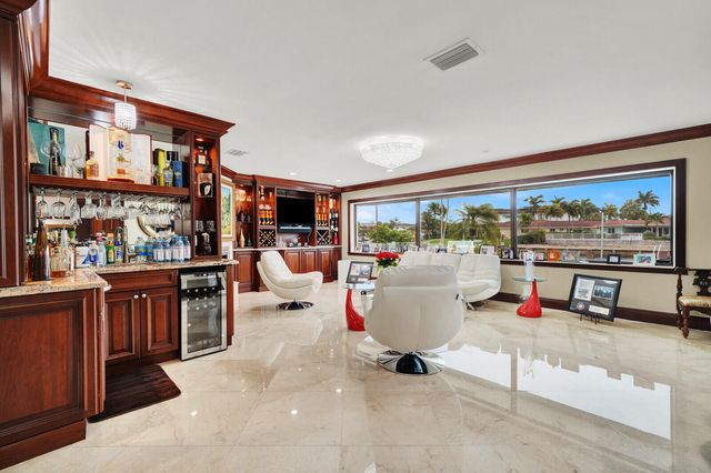 2810 NE 44th Street, Lighthouse Point, FL 33064