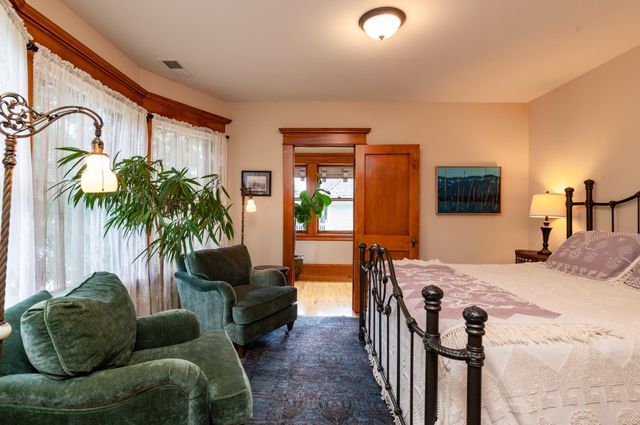 920 Lincoln Avenue, Saint Paul, MN 55105